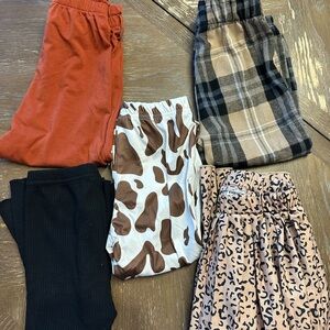 SHEIN Kids Sweatpants & Joggers Set - Black, Orange, Plaid, Cow, Leopard